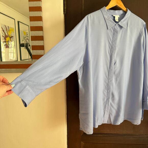 SOFT SURROUNDINGS | Blue Relaxed Fit Pleat Back Button Down Shirt | Size 1X - Picture 4 of 6